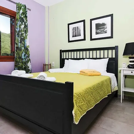 Gallis Skopelos